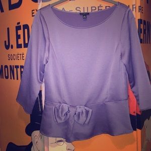 Ann Taylor lilac top. 6 petite